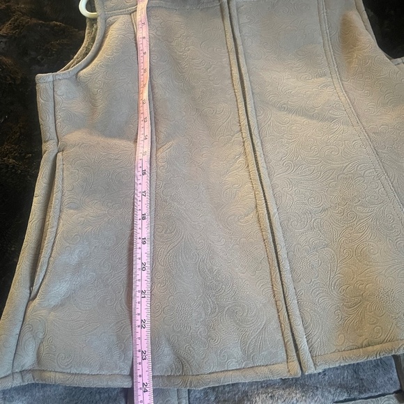 Ladies tooled micro-suede vest - Picture 10 of 12